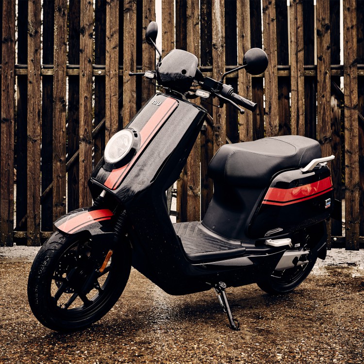 NIU NQi GTS SR (Electric Smart Scooter)