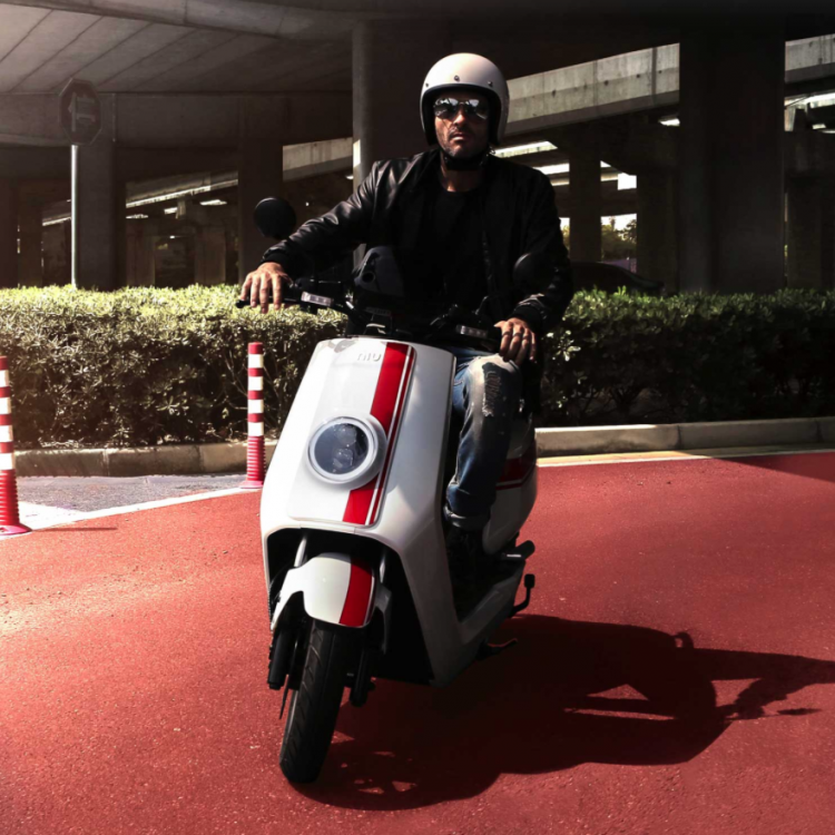 NIU NQi GTS ER (Electric Smart Scooter)