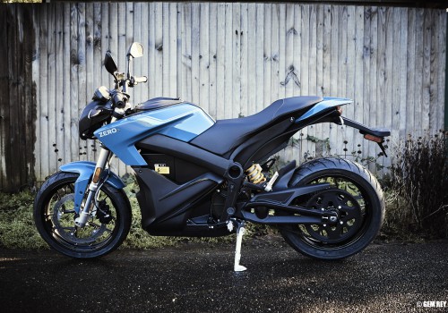 Do Electric Motorcycles Require a Licence?