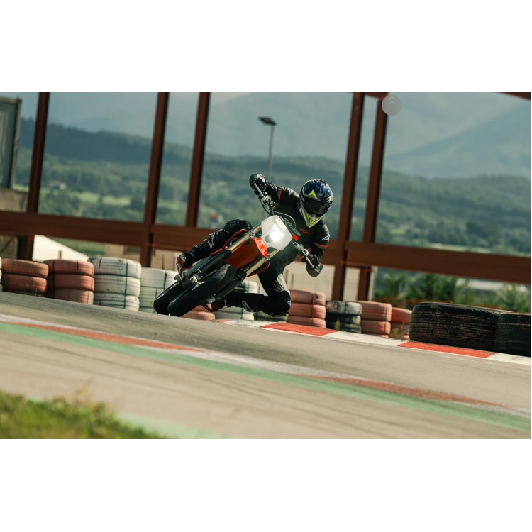 Stark Varg Supermoto - 80HP Stark Varg Supermoto - 80HP